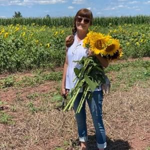 Meet your Posher, Anita